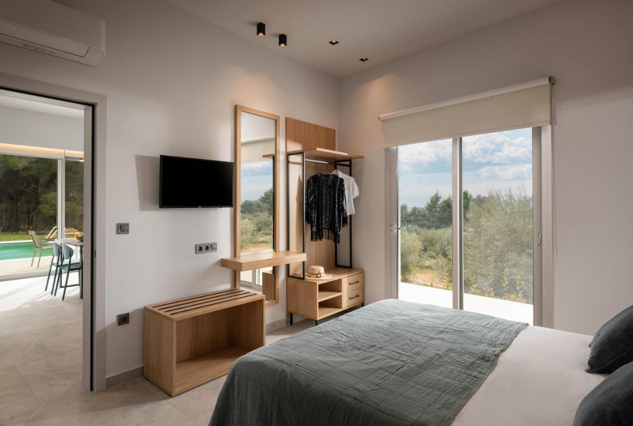 Nikiti Botanic Pool Suites Buitenkant foto