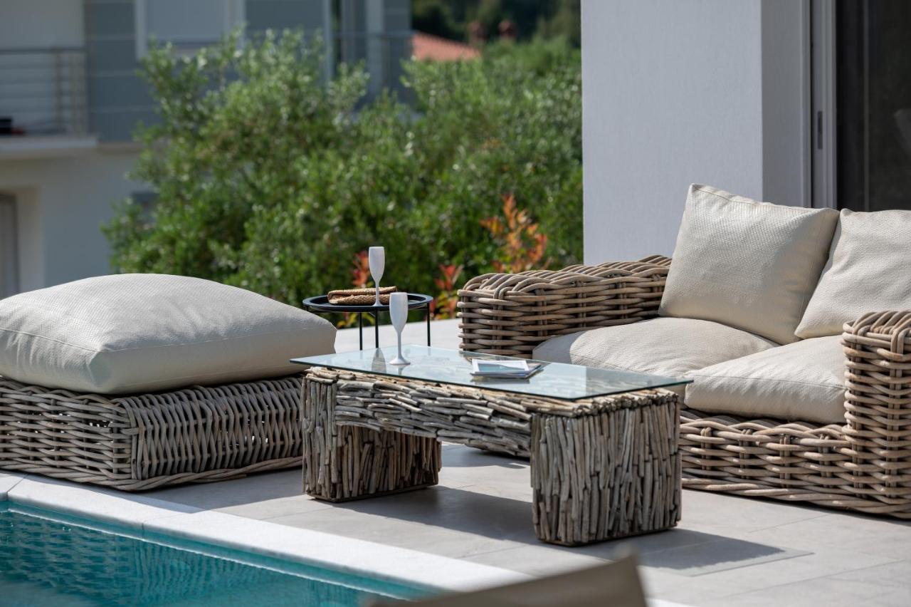 Nikiti Botanic Pool Suites Buitenkant foto