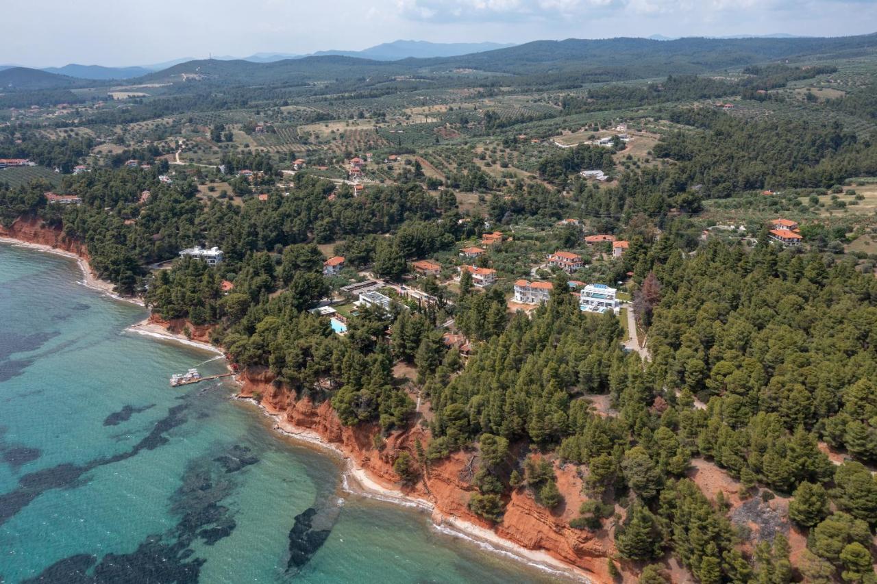 Nikiti Botanic Pool Suites Buitenkant foto